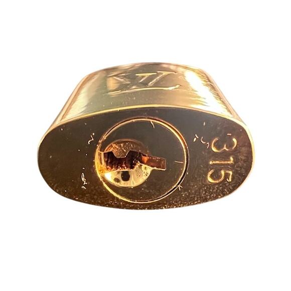 Louis Vuitton Brass Lock & Key Necklace Set #315 (LVXX025) - Picture 6 of 6